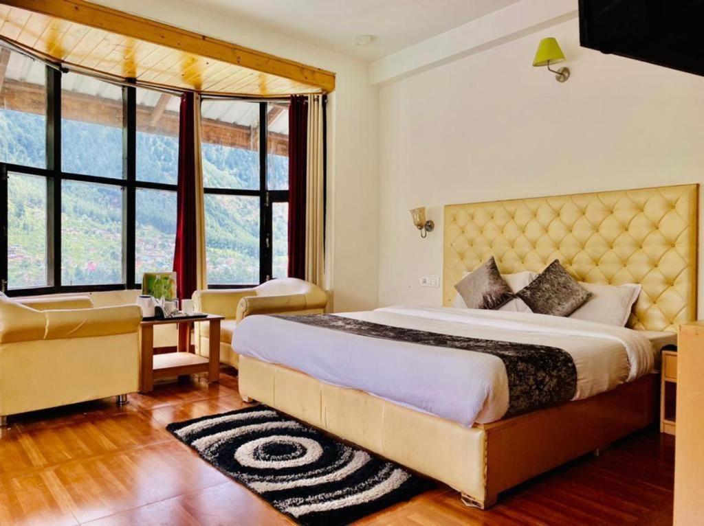 Hotel In Manali With Mountain View Near Mall Road Екстер'єр фото